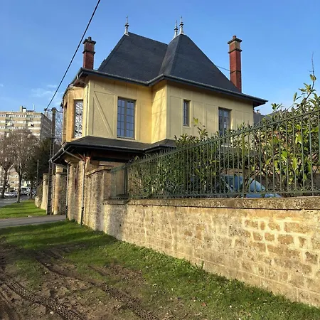 Bel Independant A Proximite Chateau De Διαμέρισμα *
