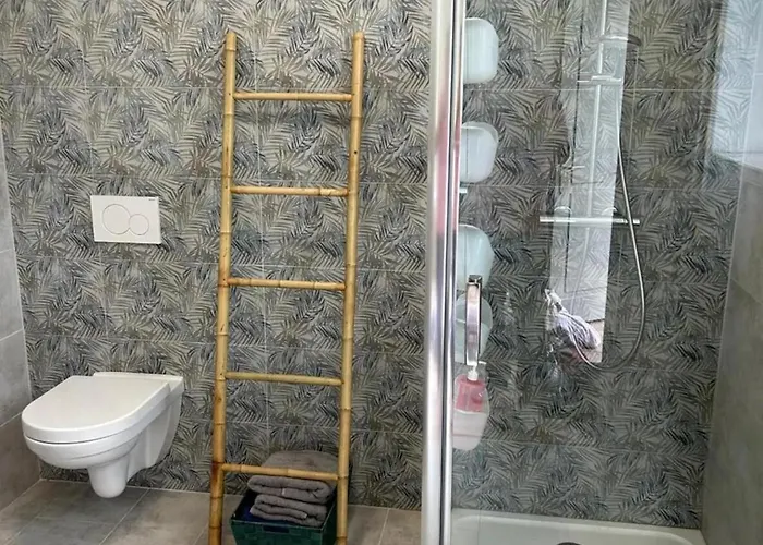 Bel Indépendant à Proximité Château De Sedan